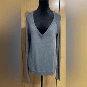 Rock & Republic- Women’s Size Large - Grey Long Sleeve Sweater